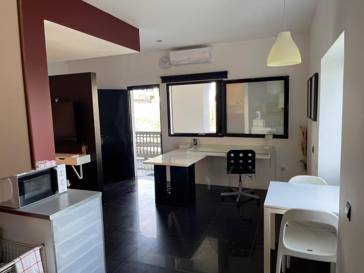 Sea Breeze Studios Porto Da Cruz Luaran gambar